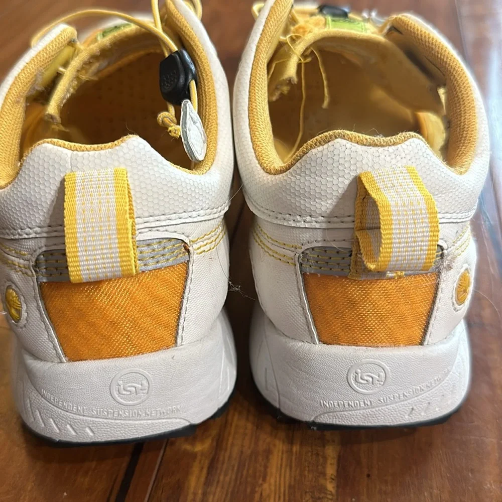 Timberland Woman’s‎ 8 Mountain Trainers Sneakers Ortholite